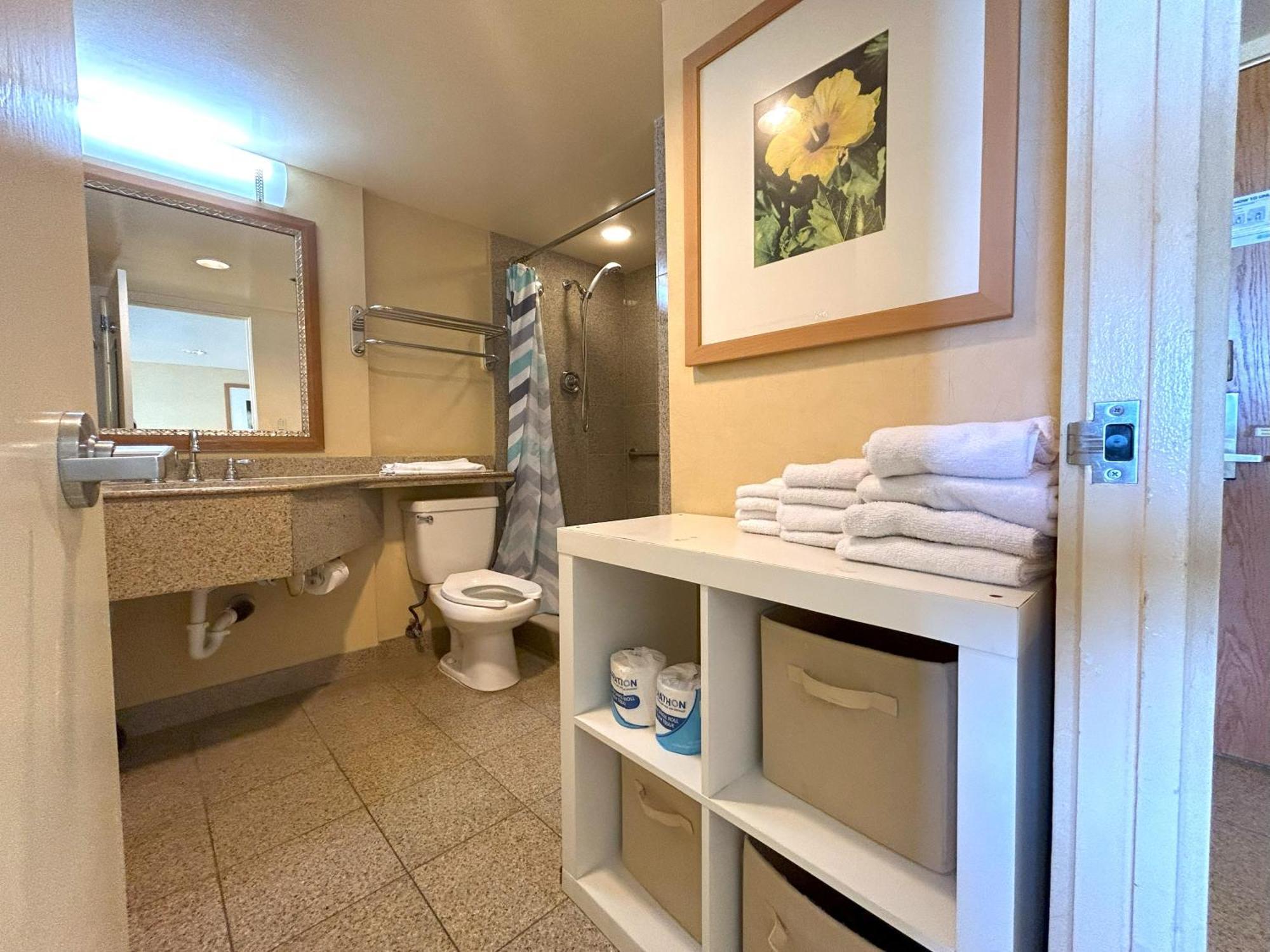 Ilikai Apt 308 - Spacious Studio With Stunning Ocean & Harbor Views Honolulu Exterior foto